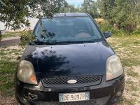 Gebraucht Ford Fiesta 80 PS (58 kW) 2007 Schwarz Kleinwagen