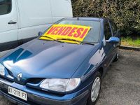 Usata Renault Mégane 1996 Blu Berlina