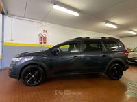 Usata Dacia Jogger Extreme 101 CV (74 kW) 2022 Grigio Monovolume
