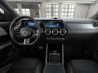 Nouvelle Mercedes GLA200 AMG line 150 ch (110 kW) 2026 Gris SUV