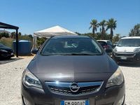 Usata Opel Astra Cosmo 110 CV (80 kW) 2012 Blu Berlina