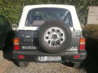 Usata Suzuki Vitara 75 CV (55 kW) 1989 Nero Cabrio
