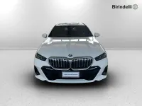 Usata BMW 520 Comfort Edition 197 CV (144 kW) 2024 Alpin white pastello Station wagon
