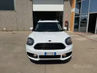 Usata Mini Cooper D Countryman Business 150 CV (110 kW) 2019 Bianco SUV