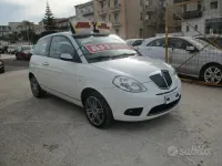 Usata Lancia Ypsilon 60 CV (44 kW) 2009 Bianco Utilitaria