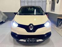 Usata Renault Captur Intens 90 CV (66 kW) 2016 Beige SUV