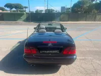 Usata Mercedes CLK320 Elegance 218 CV (160 kW) 2001 Blu Cabrio