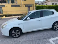 Usata Alfa Romeo Giulietta 140 CV (102 kW) 2011 Bianco Utilitaria