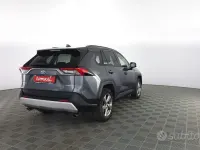 Second-hand Toyota RAV4 Hybrid 178 CP (130 kW) 2021 Gri SUV