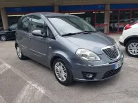 Usata Lancia Musa 95 CV (69 kW) 2010 Blu metallizzato Monovolume