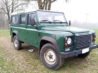 Usata Land Rover Defender SE 122 CV (89 kW) 2005 Verde Station wagon