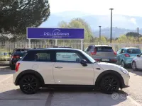 Usata Mini One D 116 CV (85 kW) 2016 Beige Utilitaria