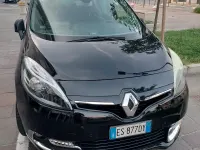 Usata Renault Scenic E-Tech 110 CV (80 kW) 2013 Nero Station wagon