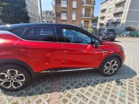 Usata Renault Captur 101 CV (74 kW) 2021 Rosso SUV