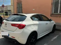Usata Alfa Romeo Giulietta 170 CV (125 kW) 2012 Bianco Utilitaria
