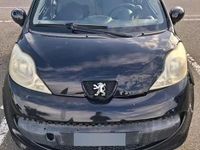 Usata Peugeot 107 68 CV (50 kW) 2008 Nero Utilitaria