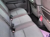 Usata Ford Focus 100 CV (73 kW) 2006 Grigio Berlina