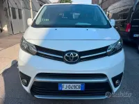 Usata Toyota Proace Verso Lounge 115 CV (84 kW) 2017 Bianco Station wagon