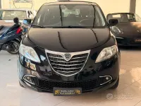 Usata Lancia Ypsilon S 95 CV (69 kW) 2015 Bluazzurro Utilitaria