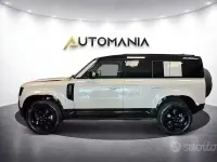 Nuova Land Rover Defender 200 CV (147 kW) 2026 SUV