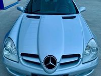 Usata Mercedes SLK200 163 CV (119 kW) 2005 Argento metallizzato Cabrio