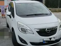 Usata Opel Meriva Cosmo 101 CV (74 kW) 2013 Bianco Monovolume