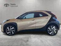 Usata Toyota Aygo X Lounge 72 CV (52 kW) 2022 Cardamom green met SUV