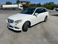 Usata Mercedes C220 AMG 170 CV (125 kW) 2000 Bianco Berlina