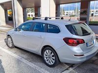Usata Opel Astra 125 CV (91 kW) 2011 Grigio Station wagon