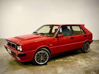 Usata Lancia Delta 140 CV (102 kW) 1990 Utilitaria