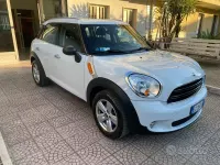 Usata Mini One D Countryman 90 CV (66 kW) 2015 Bianco SUV