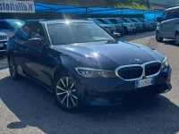 Usata BMW 320 190 CV (139 kW) 2022 Blu/azzurro Berlina