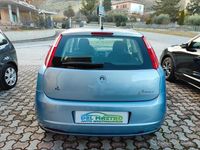 Usata Fiat Grande Punto Active 65 CV (47 kW) 2005 Blu Utilitaria
