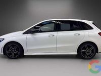 Usata Mercedes B200 AMG Line Premium 150 CV (110 kW) 2024 Bianco Monovolume