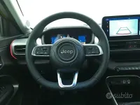 Usata Jeep Avenger Summit 101 CV (74 kW) 2025 Giallo/oro SUV
