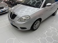 Usata Lancia Ypsilon 60 CV (44 kW) 2008 Argento Utilitaria