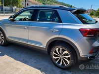 Usata VW T-Roc Style 110 CV (80 kW) 2023 Grigio SUV