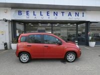 Usata Fiat Panda Lounge 69 CV (50 kW) 2012 Rosso Utilitaria