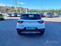 Usata Kia Stonic Style 84 CV (61 kW) 2022 Bianco SUV