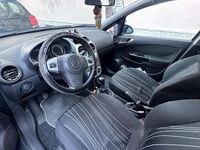 Usata Opel Corsa 75 CV (55 kW) 2009 Blu Berlina