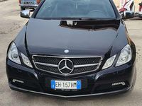 Gebraucht Mercedes E250 Avantgarde 204 PS (150 kW) 2011 Schwarz Coupé