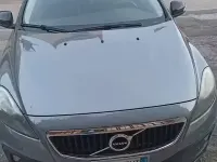 Usata Volvo V40 120 CV (88 kW) 2016 Grigio Berlina