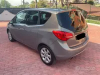 Usata Opel Meriva Cosmo 101 CV (74 kW) 2011 Marrone Monovolume