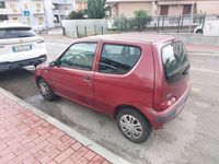 Usata Fiat 600 54 CV (39 kW) 2005 Rosso Utilitaria