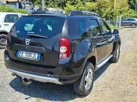 Usata Dacia Duster Lauréate 102 CV (75 kW) 2012 Nero SUV