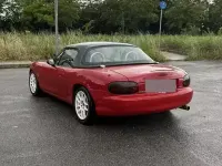 Usata Mazda MX5 110 CV (80 kW) 1999 Rosso Cabrio