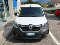 Usata Renault Kangoo 116 CV (85 kW) 2023 Bianco Monovolume