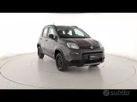 Usata Fiat Panda 4x4 Wild 85 CV (62 kW) 2022 Grigio scuro Utilitaria