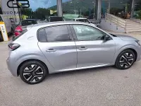 Usata Peugeot 208 Allure 102 CV (75 kW) 2025 Grigio Utilitaria