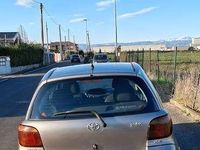 Usata Toyota Yaris 75 CV (55 kW) 2003 Grigio Berlina